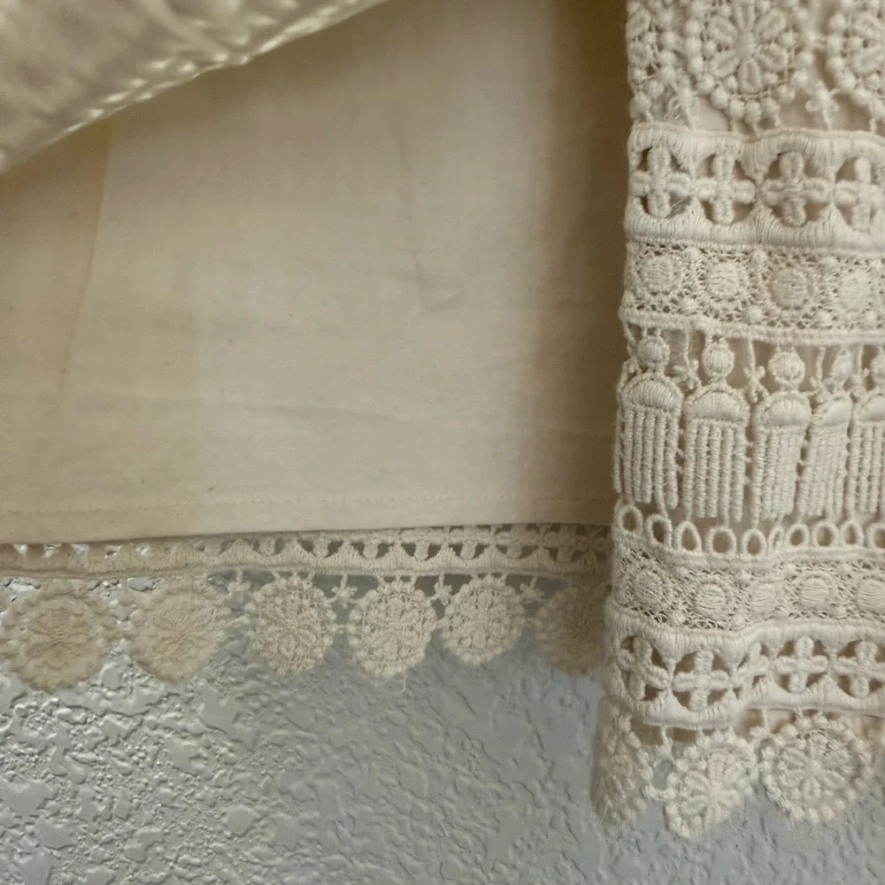 Tommy Hilfiger Cream Crochet Lace Mini Skirt |Preppy Coastal - Picture 5 of 16